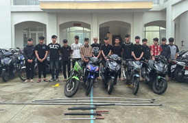 Nhóm côn đồ cầm hung khí, truy sát 4 thanh niên ở Đà Nẵng