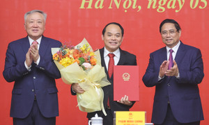 Thủ tướng trao quyết định bổ nhiệm Phó Tổng Thanh tra thường trực Thanh tra Chính phủ