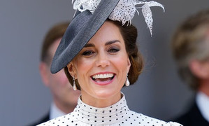 'Nữ hoàng nghi thức' mách 39 quy tắc để trở thành quý cô thanh lịch