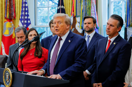 Thượng viện Mỹ cho phép ông Trump tiếp tục chiến dịch ở Venezuela