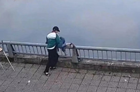 Vì đâu mâu thuẫn học đường biến thành án mạng?