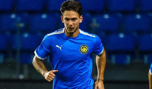 Đá 12 phút với tuyển Việt Nam, cầu thủ nhập tịch Malaysia mất việc