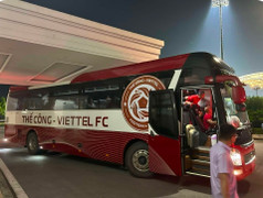 Trận đấu tại V.League bị hoãn vì tắc đường