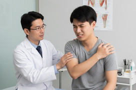 Đau vai đi khám, thanh niên 27 tuổi phát hiện bị đột quỵ 