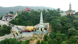 Chùa Trúc Lâm, Đảo Trần - Linh thiêng nơi địa đầu Tổ quốc