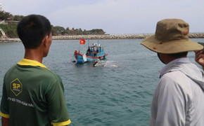 Trục vớt tàu chìm và câu chuyện sinh tử giữa biển Lý Sơn