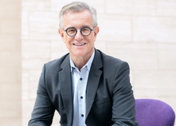 Bữa sáng giúp vị bác sĩ 68 tuổi đảo ngược 15 năm tuổi sinh học có gì?