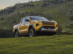 Toyota ra mắt HiLux 2026 - đối thủ đáng gờm của Ford Ranger