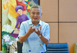 PGS Nguyễn Lân Hiếu: ‘Cấm mà không triệt để, thuốc lá điện tử vẫn tràn lan’