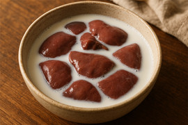 Vì sao làm pate phải ngâm gan với sữa?