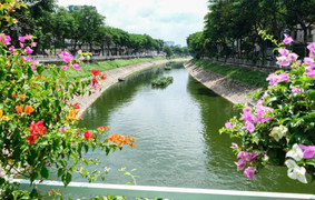 Hà Nội xây dựng công trình khẩn cấp 869 tỷ đồng bổ cập nước cho sông Tô Lịch