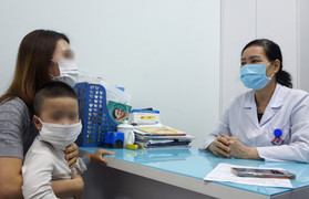 Con trai 6 tuổi nhập viện vì cúm A, mẹ ân hận vì quên tiêm phòng