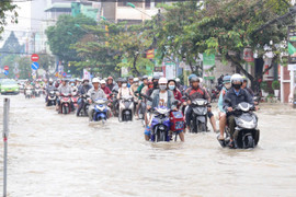 Miền Tây cảnh báo triều cường dâng cao, nguy cơ ngập trên diện rộng