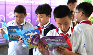Quốc hội 'chốt' áp dụng bộ sách giáo khoa trên toàn quốc từ năm học 2026-2027