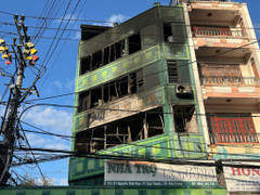 Cháy nhà trọ ở Nha Trang lúc rạng sáng, nhiều người hoảng loạn bỏ chạy