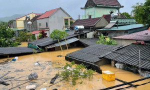 Mỹ viện trợ nửa triệu USD cho Việt Nam khắc phục hậu quả bão lũ