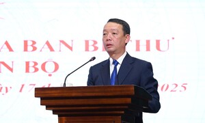 Chủ tịch thành phố Huế làm Phó Bí thư Tỉnh ủy Hà Tĩnh