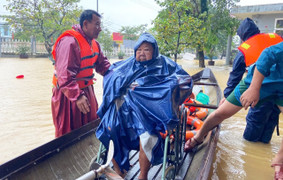 Lũ trên sông Bồ, sông Vu Gia vượt báo động 3, nguy cơ ngập diện rộng