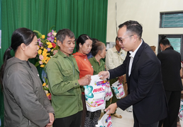 P&G Việt Nam hỗ trợ khẩn cấp và phục hồi cho cộng đồng bị ảnh hưởng bởi bão lũ