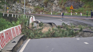 Lâm Đồng cấm xe đi đèo Prenn do sạt lở, người dân đi đường nào để lên Đà Lạt?