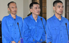 Lợi dụng quyền tự do dân chủ xâm phạm lợi ích Nhà nước, 3 bị cáo lãnh án tù