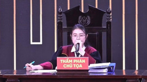 Phiên toà giả định của sinh viên luật gây sốt vì 'diễn như không diễn'