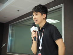 Từ cậu bé từng thu mình đến thầy giáo công nghệ đưa học trò vươn tầm quốc tế