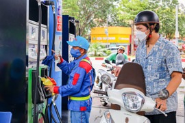 Giá xăng dự báo tiếp tục tăng trong kỳ điều hành chiều nay