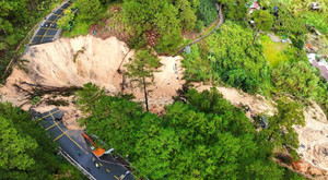 Lâm Đồng công bố tình huống khẩn cấp về thiên tai tại đèo Mimosa