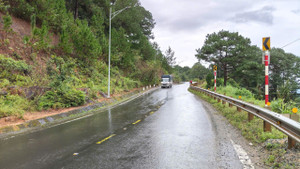 Lâm Đồng cấm xe trọng tải hơn 3,5 tấn đi qua đèo Tà Nung