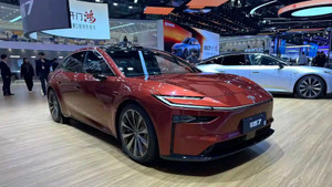 Toyota bZ7 EV dùng động cơ điện Huawei