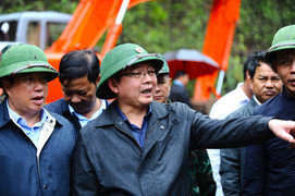 Phó Thủ tướng Hồ Quốc Dũng: Yêu cầu thông xe đèo Mimosa trong 10 ngày tới