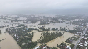 Biển nước mênh mông ở vùng rốn lũ Đắk Lắk nhìn từ trên cao