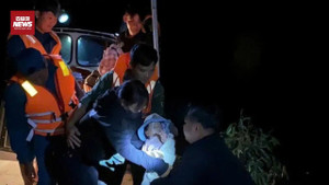 Lâm Đồng: Dùng ca nô vượt lũ dữ đưa bé 5 tháng tuổi đi cấp cứu