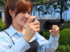 Ống kính rời ZEISS biến vivo X300 series thành máy ảnh cầm tay