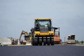 Cận cảnh cao tốc Cần Thơ - Cà Mau trước ngày thông xe