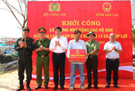 Bộ Công an xây nhà tặng đồng bào Gia Lai bị ảnh hưởng do mưa, lũ