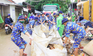 Thủ tướng yêu cầu đẩy mạnh sản xuất kinh doanh để bù lại thiệt hại do bão lũ