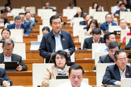 Đại biểu đề xuất cấm tuyệt đối thuốc lá điện tử, thuốc lá nung nóng, bóng cười