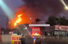 Cháy lớn quán bar, karaoke bỏ hoang rộng hơn 300 m2 ở Đồng Nai