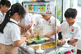 Ajinomoto Việt Nam mang Quầy buffet rau vào trường học