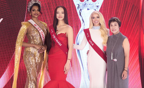 Á hậu Mai Ngô livestream bán hàng khi đang thi Miss Charm, Ban tổ chức lên tiếng