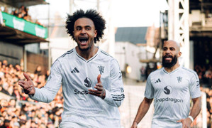 Man Utd lội ngược dòng khó tin trước Crystal Palace