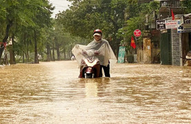 Bão số 15 Koto suy yếu thành áp thấp nhiệt đới, miền Trung sắp mưa lớn