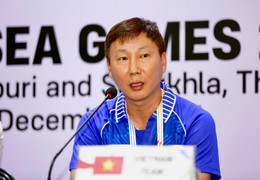 HLV Kim Sang-sik: Mục tiêu trước mắt là qua vòng bảng SEA Games 33