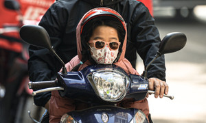 Các trường Hà Nội chủ động cho học sinh nghỉ học nếu không khí 'rất nguy hại'