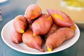 Lý do ăn khoai lang vào bữa sáng hại nhiều hơn lợi