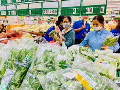 Bộ Tài chính giải thích nguyên nhân không áp dụng ngay mức giảm trừ gia cảnh mới