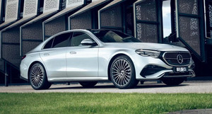 Bảng giá ô tô Mercedes mới nhất tháng 12/2025