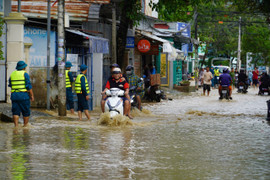 Nha Trang lại ngập nhiều nơi